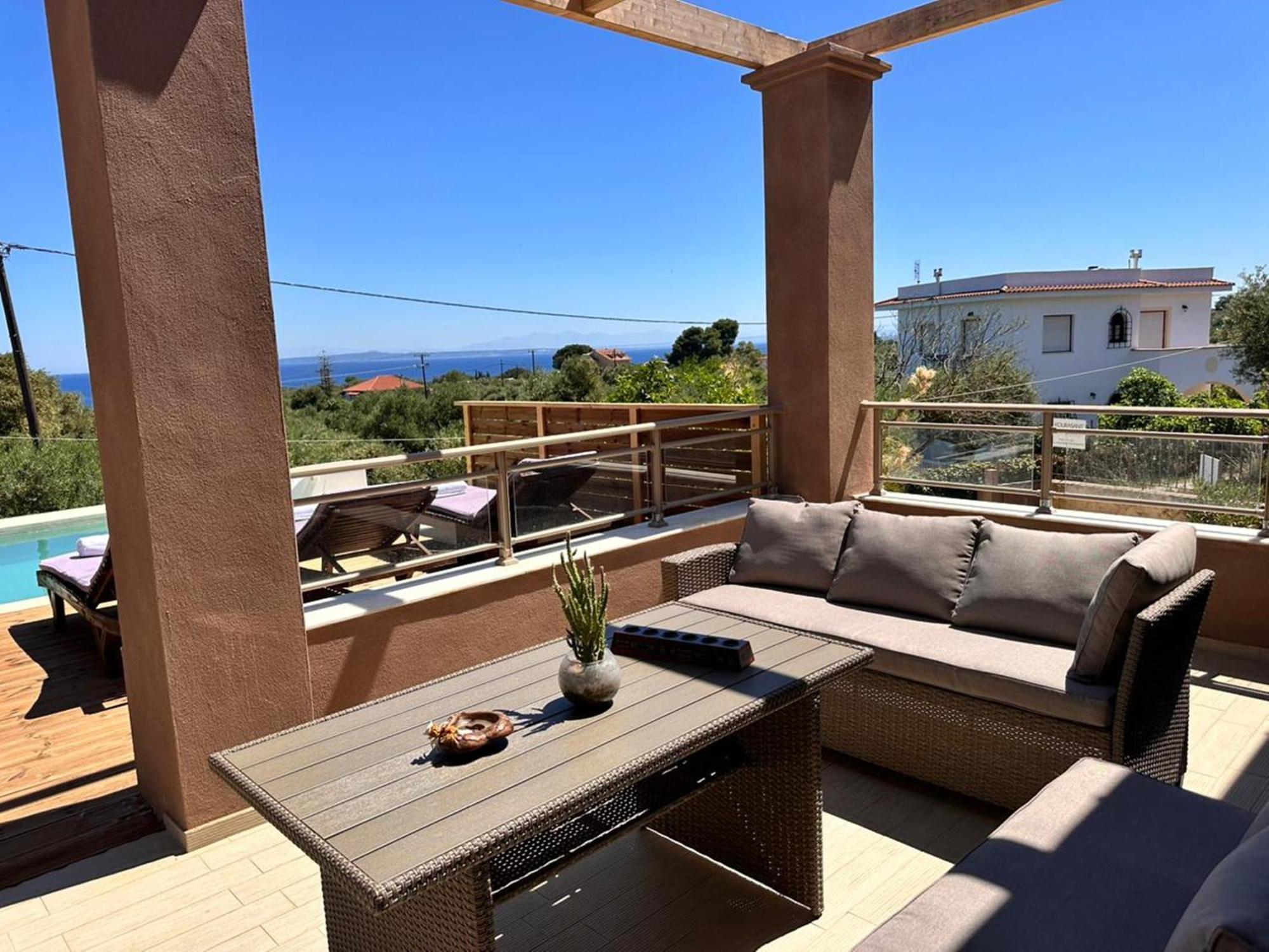 Astarte - Stilvi 4 Bedroom Private With Pool