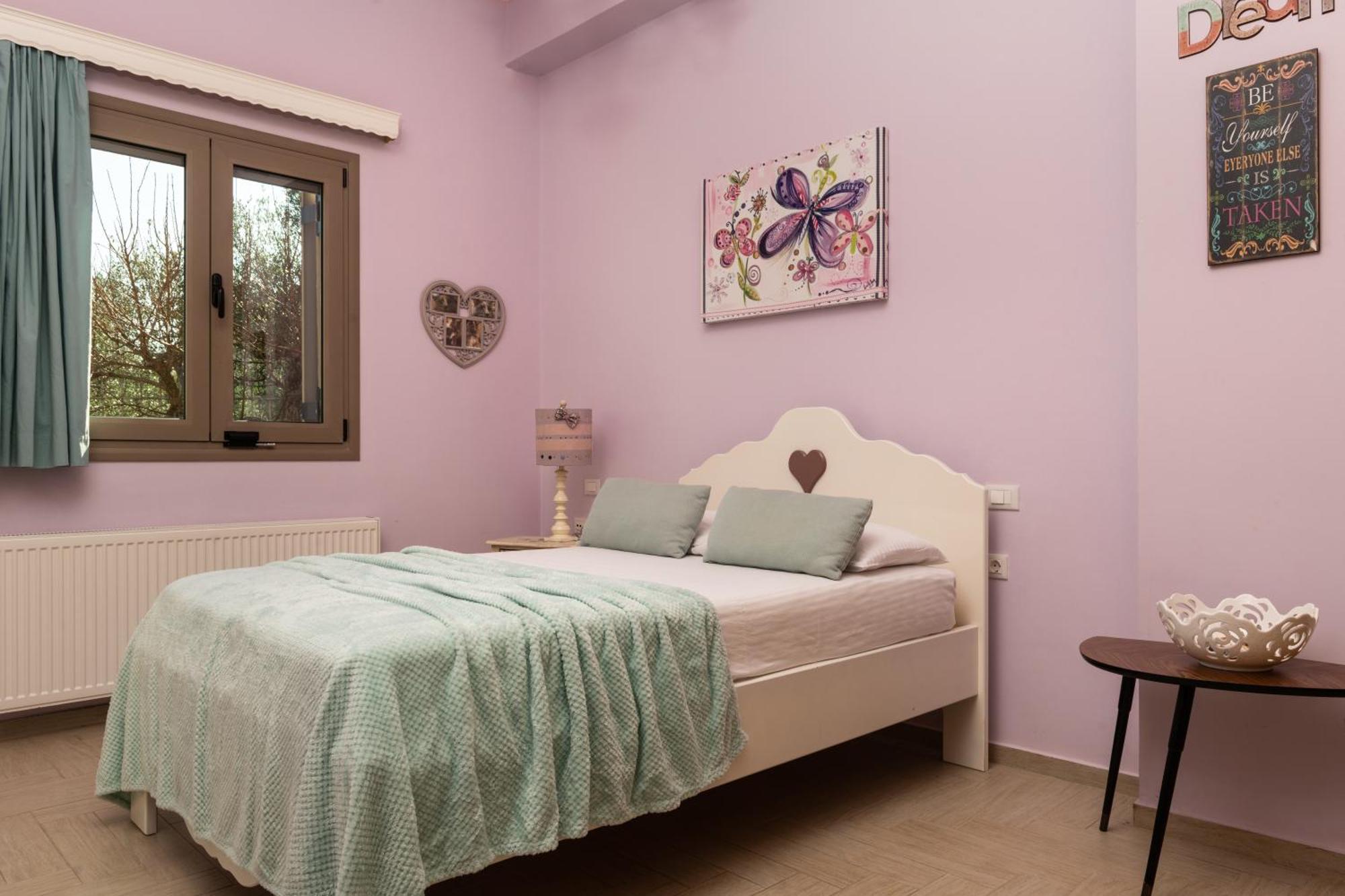 Astarte - Stilvi 4 Bedroom Private With Pool Vila *