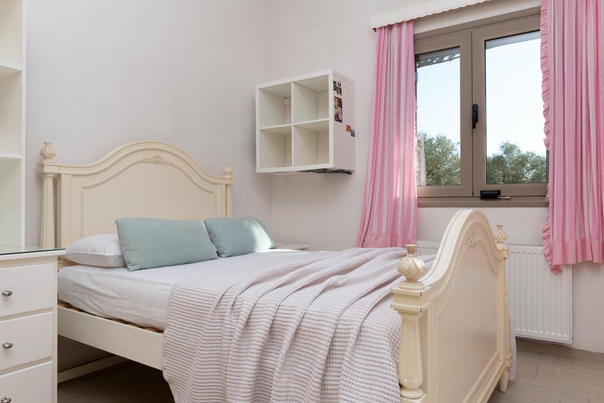 Astarte - Stilvi 4 Bedroom Private With Pool Akrotiri (Zakynthos)